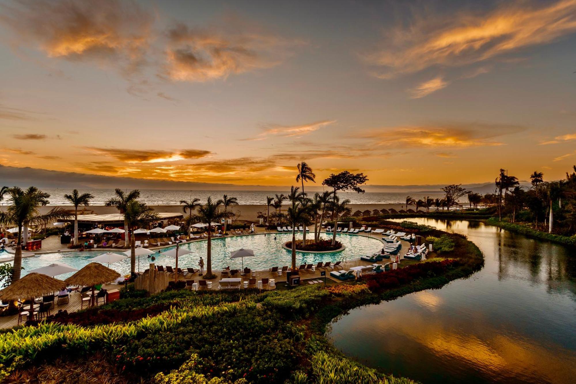 Grand Luxxe Two Bedroom Suite - Nuevo Vallarta Ngoại thất bức ảnh